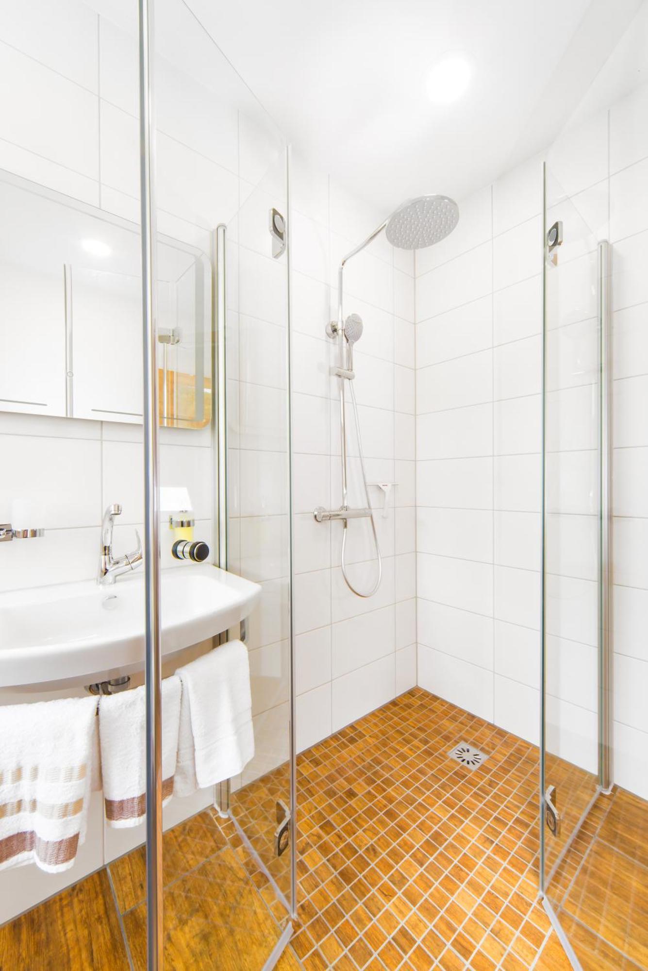 Staimicher Hoehen - Premium Appartements Kurort Steinbach-Hallenberg Phòng bức ảnh