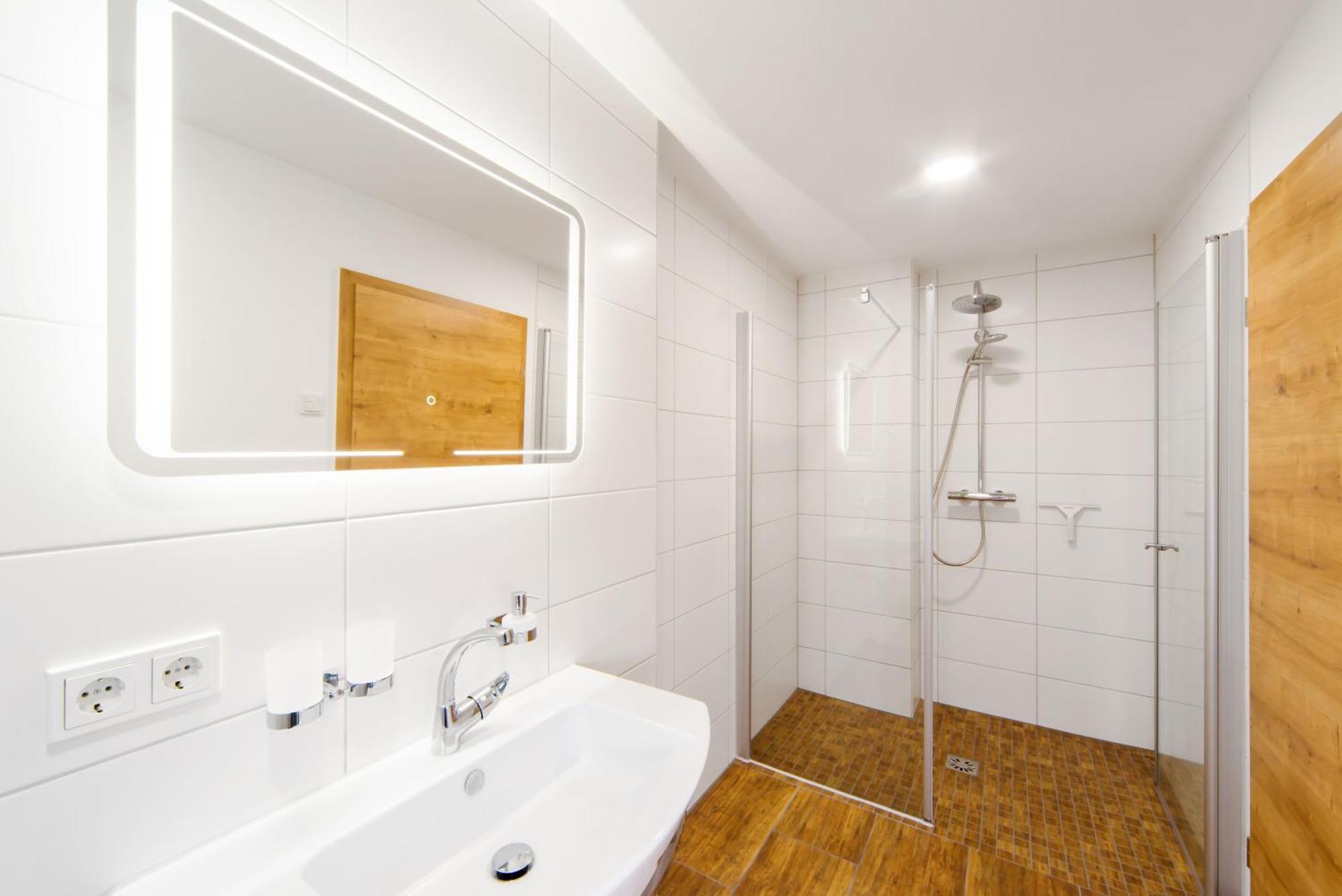 Staimicher Hoehen - Premium Appartements Kurort Steinbach-Hallenberg Phòng bức ảnh