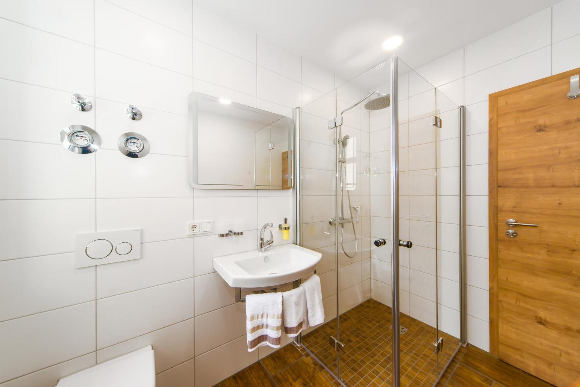 Staimicher Hoehen - Premium Appartements Kurort Steinbach-Hallenberg Phòng bức ảnh